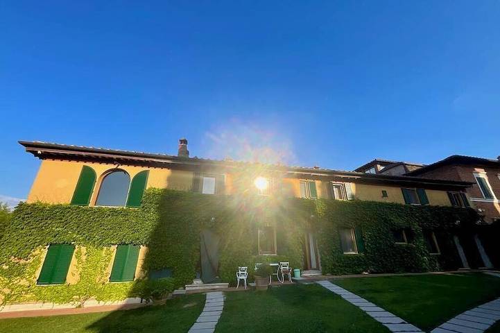 Villa für 16 Personen, mit Garten und Sauna sowie Whirlpool in Siena