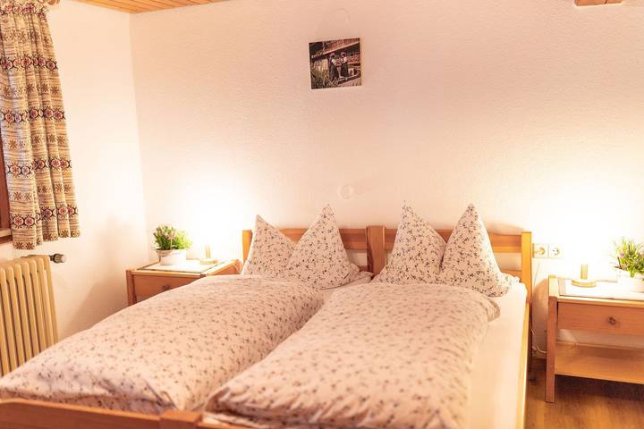 Ferienwohnung für 2 Personen, mit Garten und Balkon in Titisee-Neustadt