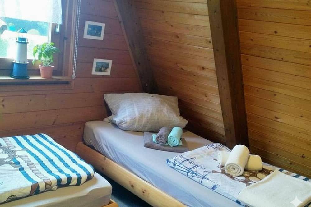 Ferienhaus Bannos Kajüte Ferienpark Butjadingen Fedderwardersiel in Strandnähe in Fedderwardersiel, Butjadingen