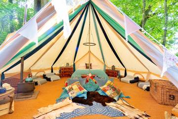 Glamping for 6 People in North Wessex Downs, South East England, Photo 3