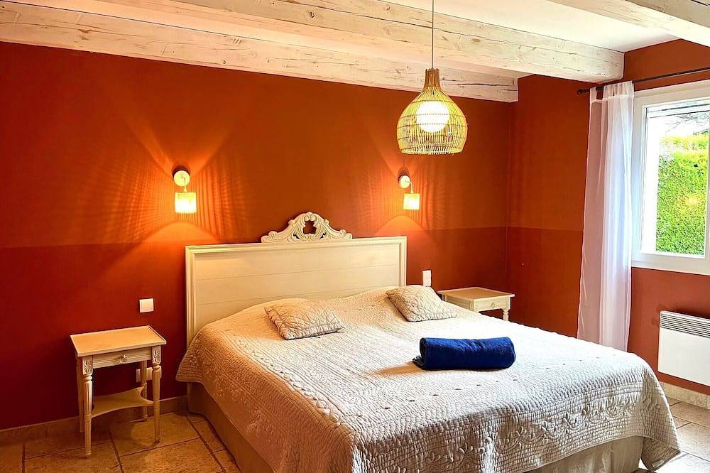 Luberon, Forcalquier Schöne Villa Mit Hotel- Und Spa-Service in Forcalquier, Regionaler Naturpark Luberon