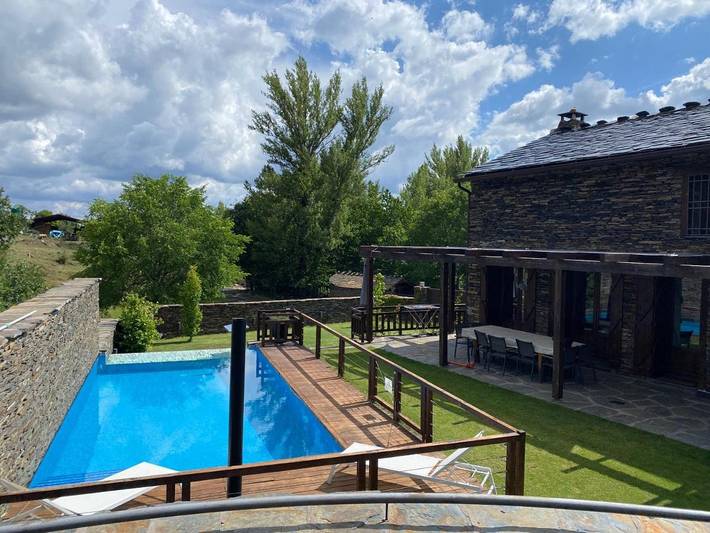 Casa rural para 8 personas, con Balcón y Terraza además de Jardín y Piscina en Provincia de Guadalajara - 3