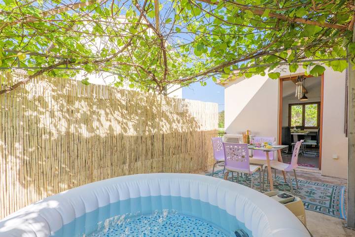 Ferienhaus für 6 Personen, mit Whirlpool in der Ardèche