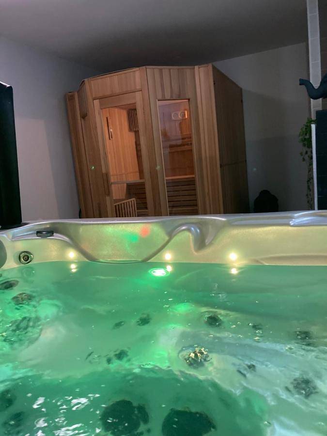 Appartement de vacances pour 2 personnes, avec sauna ainsi que jacuzzi et terrasse à Ambleteuse