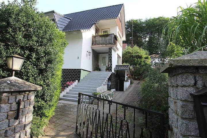Ferienwohnung für 4 Personen, mit Terrasse und Garten in Sellin
