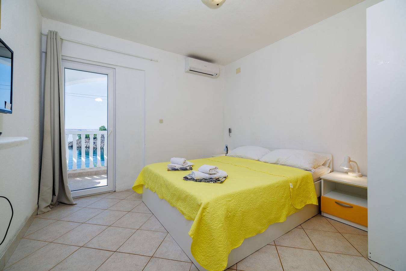 Ganzes Studio, Apartments Tasa in Baric Draga, Naturpark Velebit