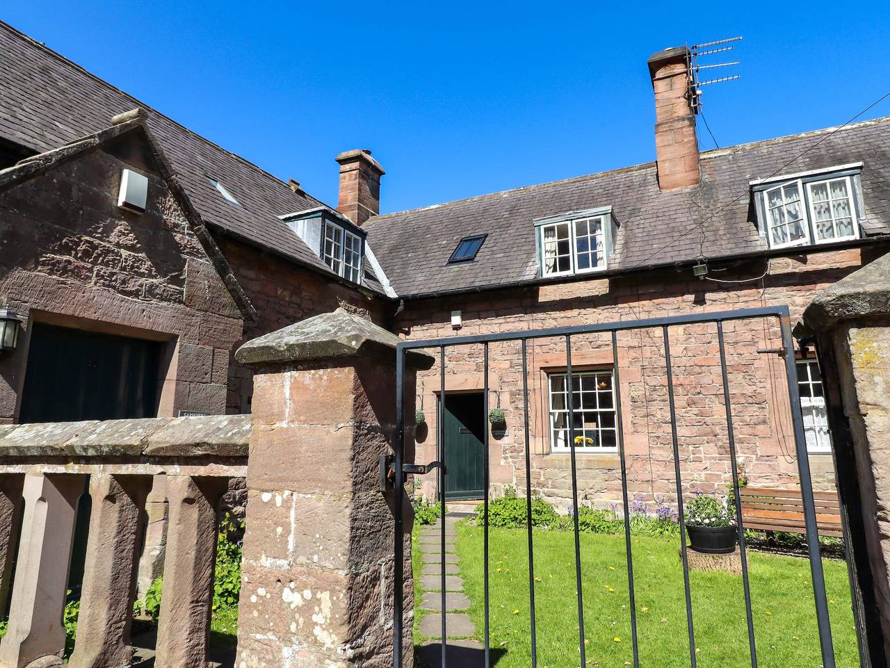 Holiday Home for 4 People in Northumberland, North East England