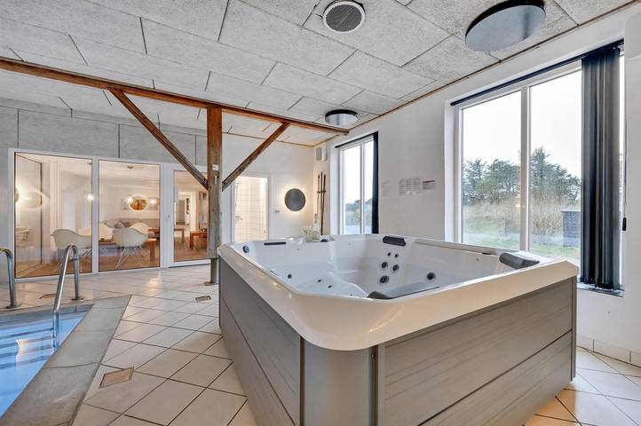 Ferienhaus für 14 Personen, mit Whirlpool und Terrasse sowie Sauna, mit Haustier an der Westküste Dänemarks - 3