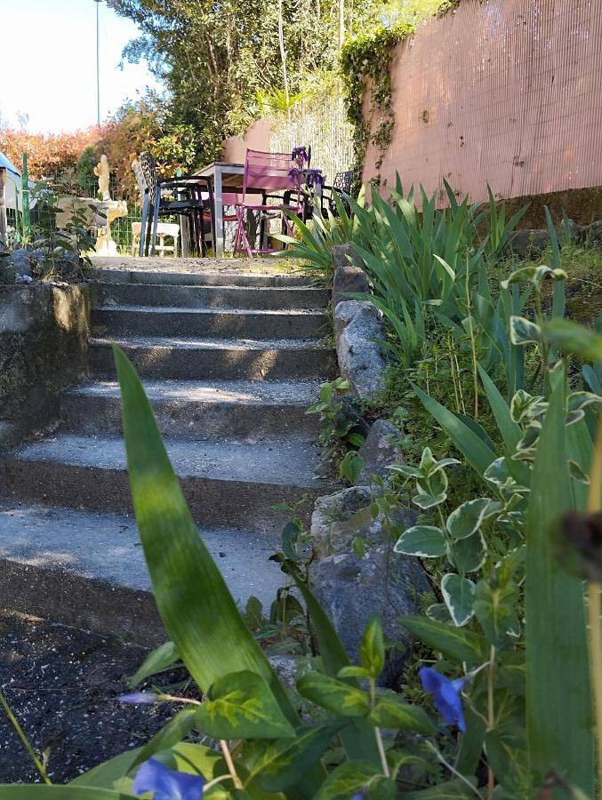 Gîte pour 2 personnes, avec jardin à Saint-Privat-des-Vieux