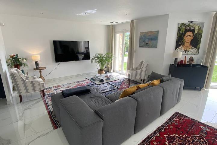 Gîte pour 9 personnes, avec jardin à Bouleternère - 2