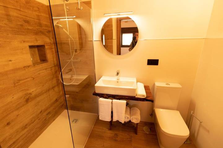 Apartamento para 10 personas, con vistas además de piscina y jardín, Se admiten mascotas en Turégano