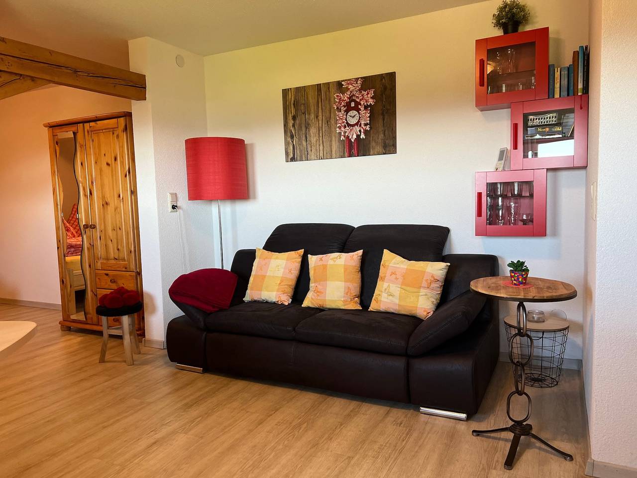 Ganzes Studio, Einzimmerapartment 'Apartment Schweizblick, 35 Qm' mit Gemeinschaftsgarten und Wlan in Görwihl, Südschwarzwald