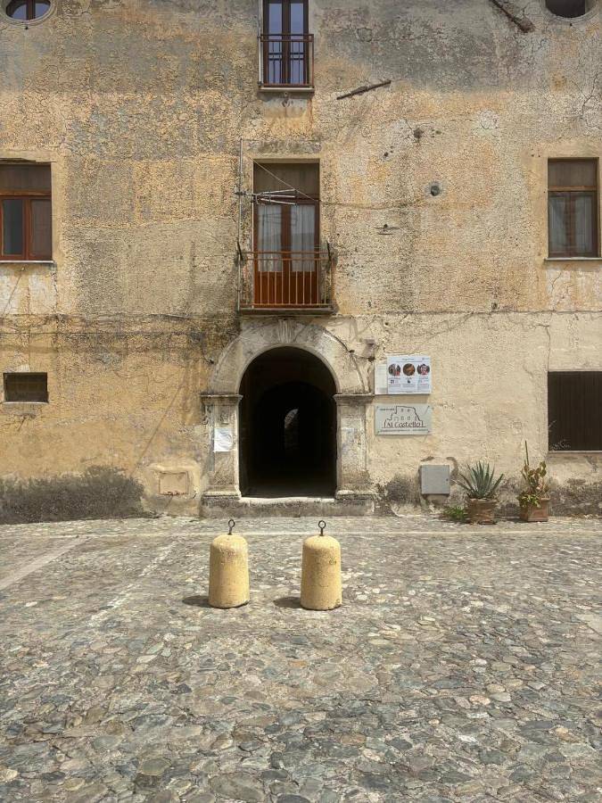 Maison d’hôte pour 2 personnes, avec Vue à Fiumefreddo Bruzio