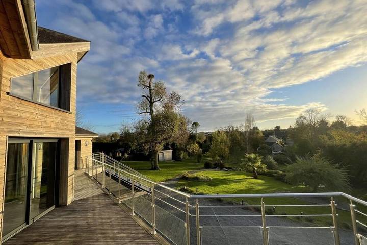 Location de vacances pour 8 personnes, avec jardin à Trévières - 3