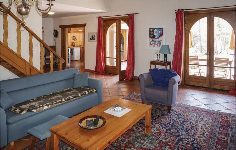 120qm Wohnung mit Pool, Parkplatz & Garten in der Nähe von Roquebrun & L'Orb in Roquebrun, Béziers und Umgebung