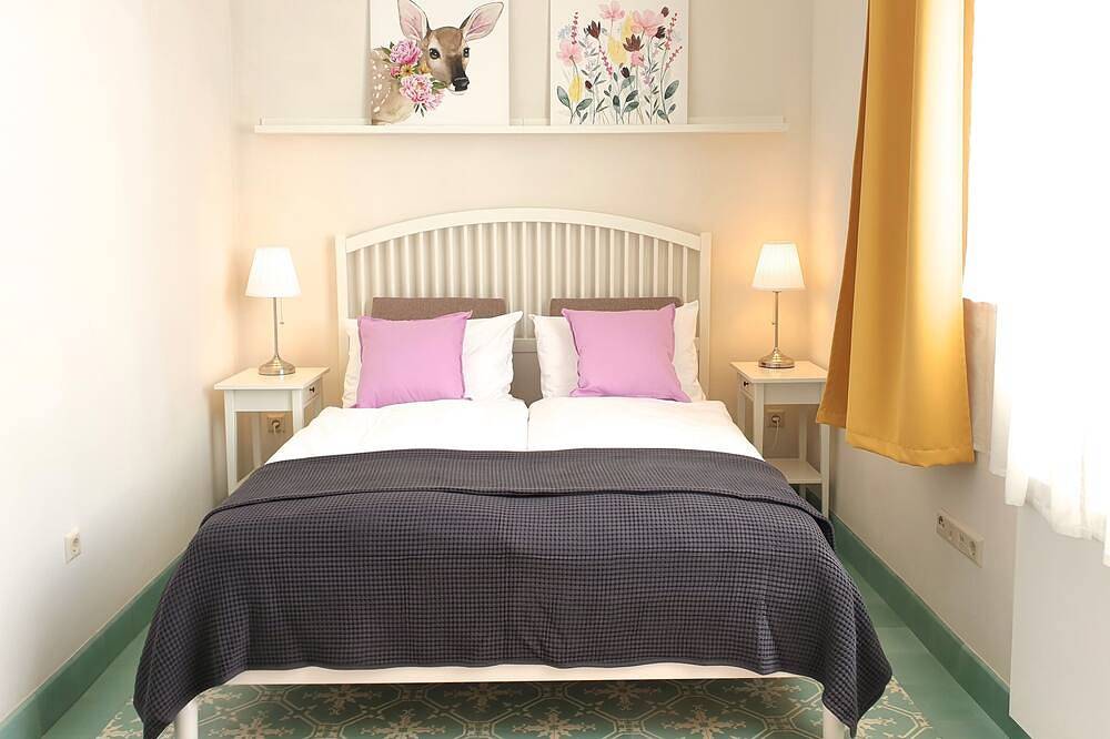 Ganze Wohnung, Bahnhof Grombach \"Blumenwiese\" (nahe Bad Rappenau / Sinsheim / Eppingen) in Bad Rappenau, Kraichgau