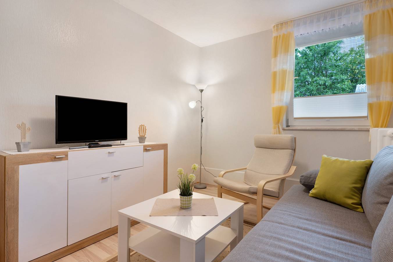 Ganze Wohnung, Ferienwohnung '3 - Haus Monika' in Burhave, Butjadingen