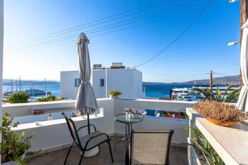Gîte pour 4 personnes, avec balcon et vue dans Adamas