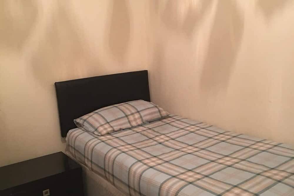 Spacious Homestay London in Bexley, Londres