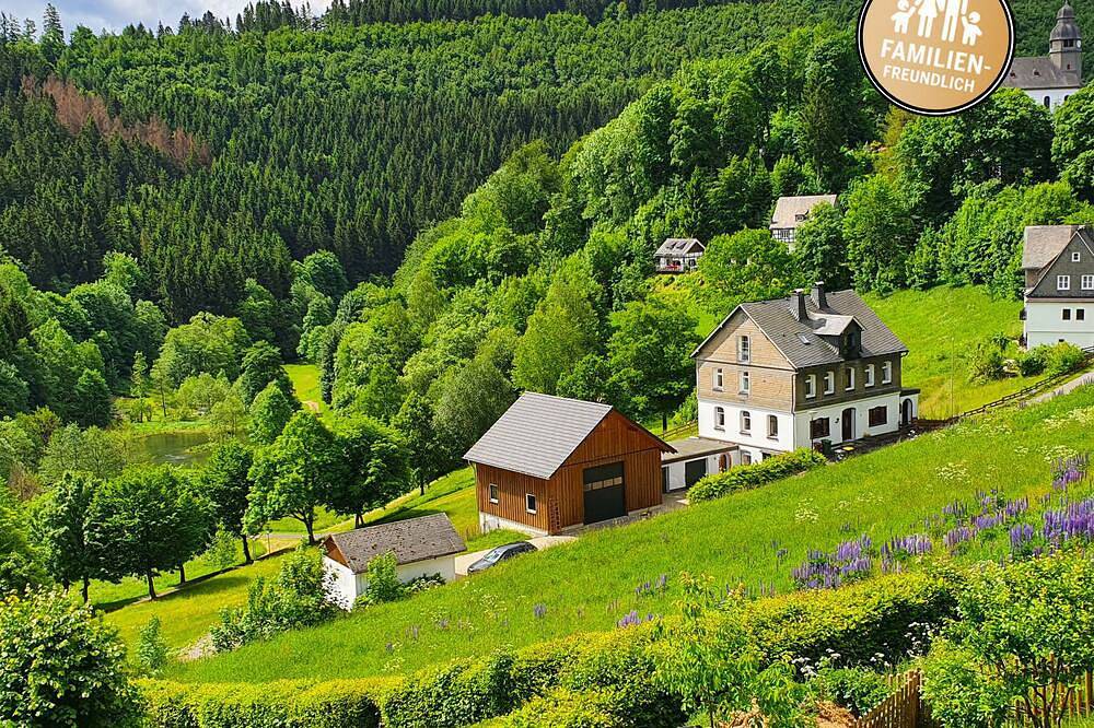 Ferienhaus Grimme | 350 m² | 18 Pers. | Xxl-Spielhalle | Whirlpool | Sauna in Nordenau, Schmallenberg