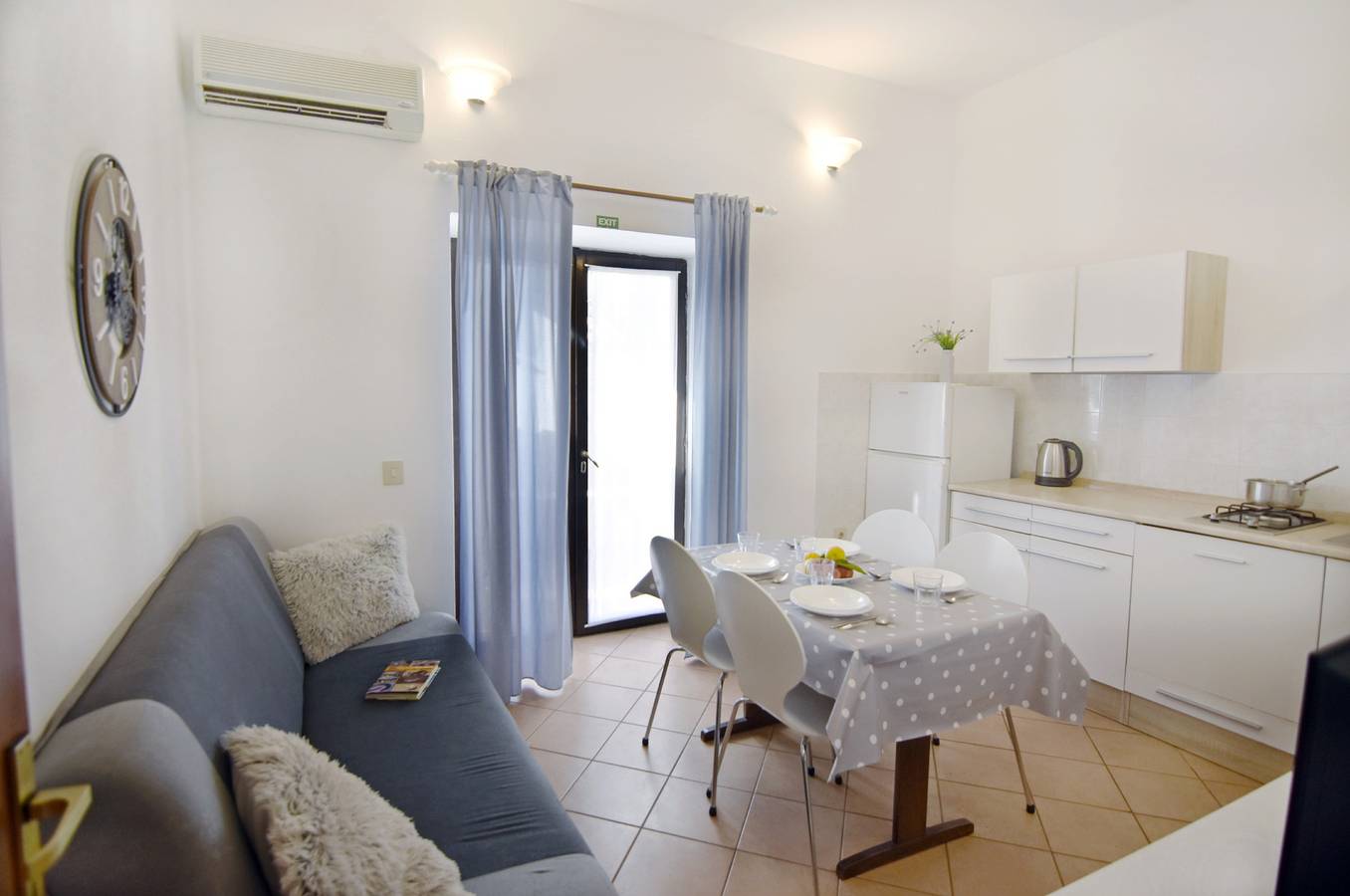 Appartement entier, Retraite au rez-de-chaussée entourée par la nature in Umag, Région d'Umag