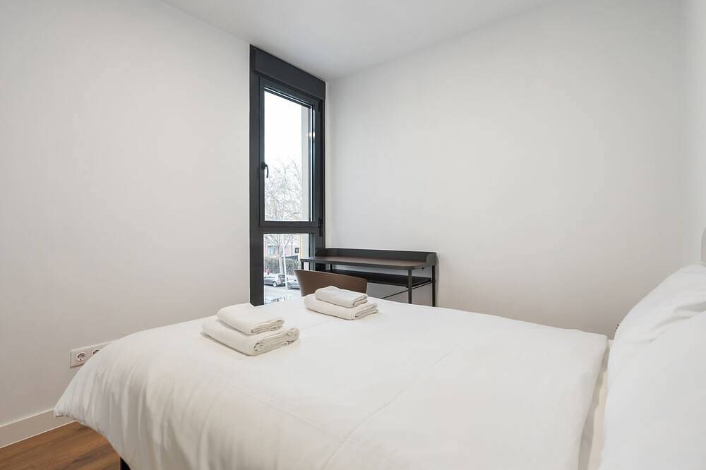 Hel lägenhet, Atico con terraza The Kings Residence: Business Ready in San Sebastián de los Reyes, Madrid Province