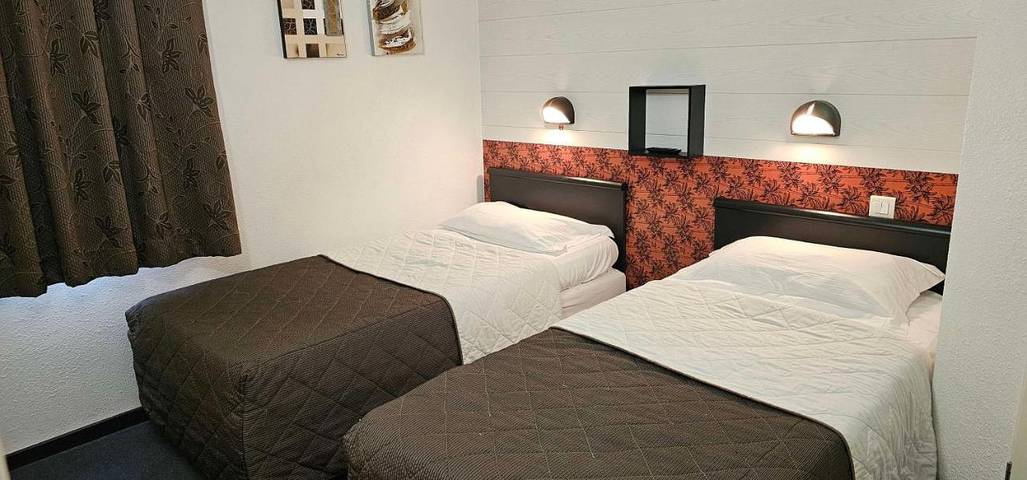 Hôtel pour 3 personnes, avec vue et jardin, animaux acceptés à Le Sequestre - 4