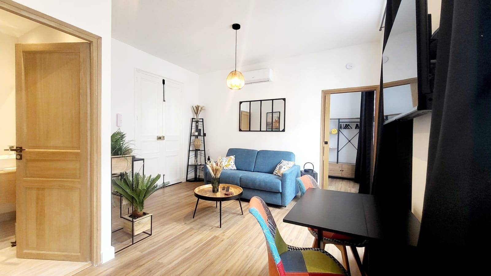 Appartamento intero, Le Nimentina - Appartement dans le vieil Antibes in Antibes, Cannes e dintorni