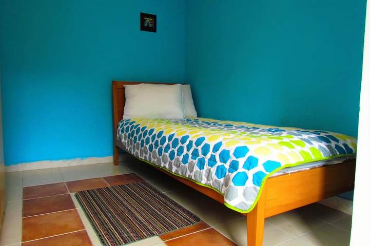 Ferienwohnung für 4 Personen, mit Balkon in Budva - 3