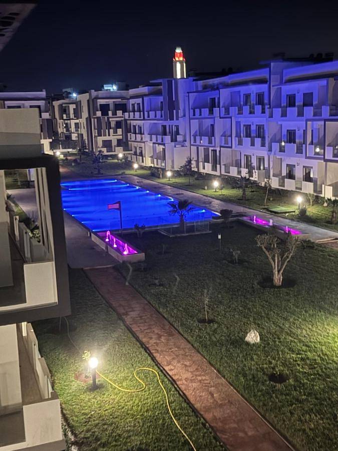 Gîte pour 6 personnes, avec terrasse et piscine, animaux acceptés dans Dar Bouazza