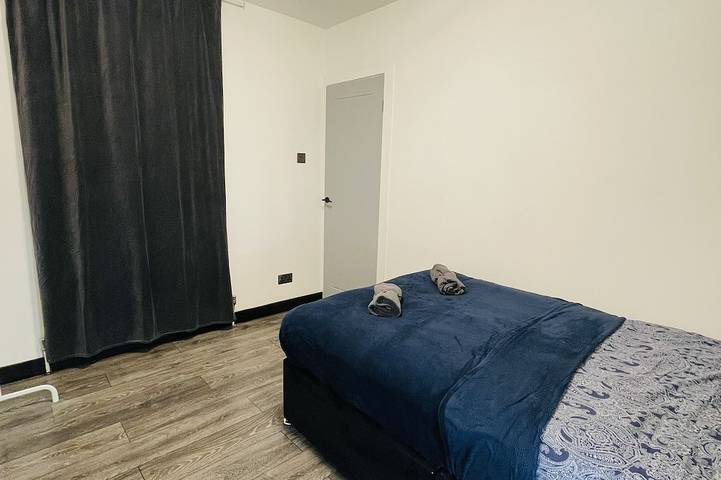 Newly refurbished spacious town house with Hot Tub in Lincoln, Lincolnshire