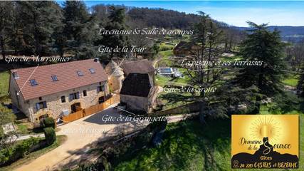 Gîte pour 7 personnes, avec vue ainsi que piscine et jardin à Castels