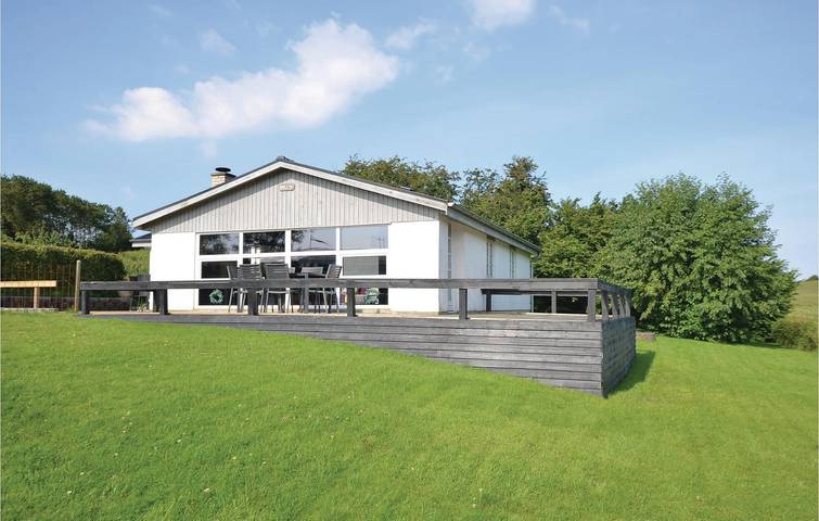 Ferienhaus für 4 Personen, mit Terrasse und Garten in Vemmingbund
