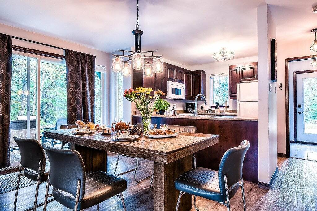 Townhouse on the Golf w/ Pool Access -Aiglon 1717 in Mont-Tremblant