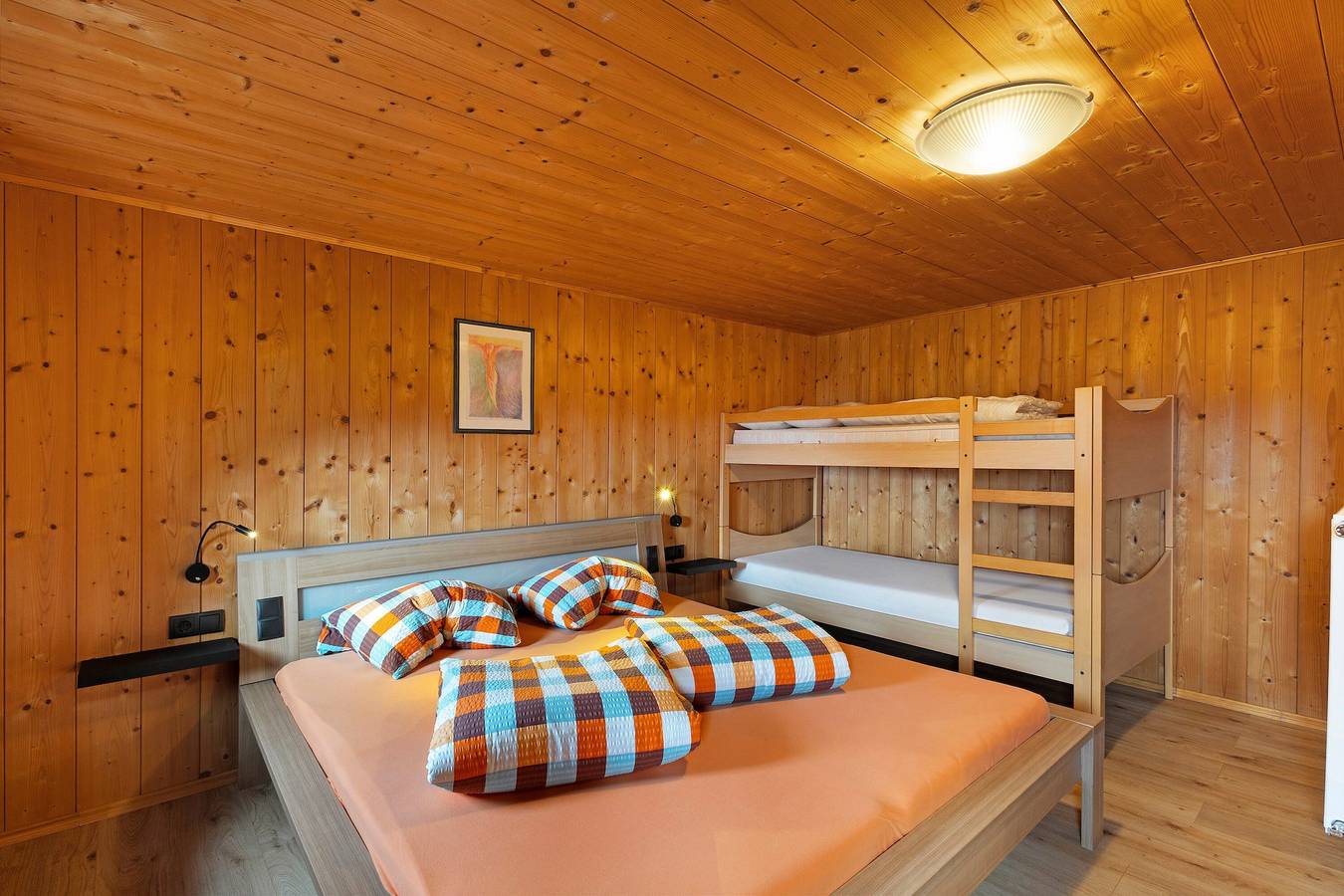 Appartamento intero, Appartamento 'Rosenduft' con vista sulle montagne, terrazza condivisa e Wi-Fi in Monti del Villgraten, Valle di Casies