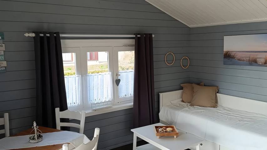 Holiday Home Glücksgezeiten for 4 Guests (25 m²) in Wremen in Wremen, Cuxland