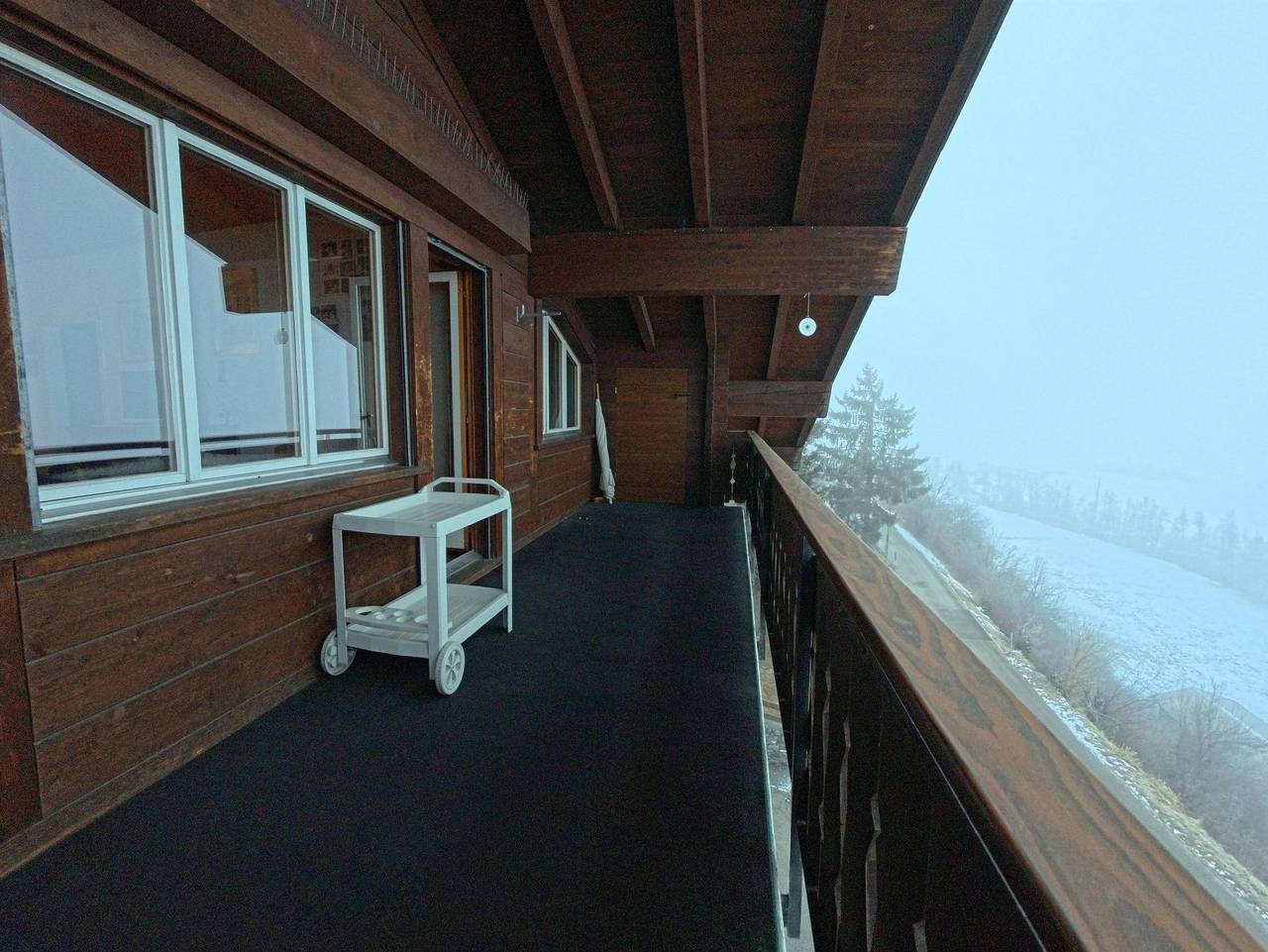 Ganze Ferienwohnung, Chalet Rezia - 2.5 Zimmerwohnung - 3  Betten in Surses, Albula