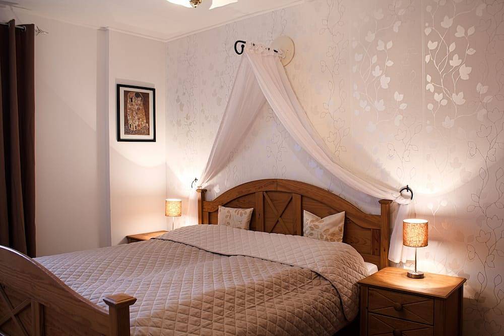 Ganze Wohnung, Komfortable 3-Zimmer-Ferienwohnung\" Clematis\" in Triftern, Ostbayern