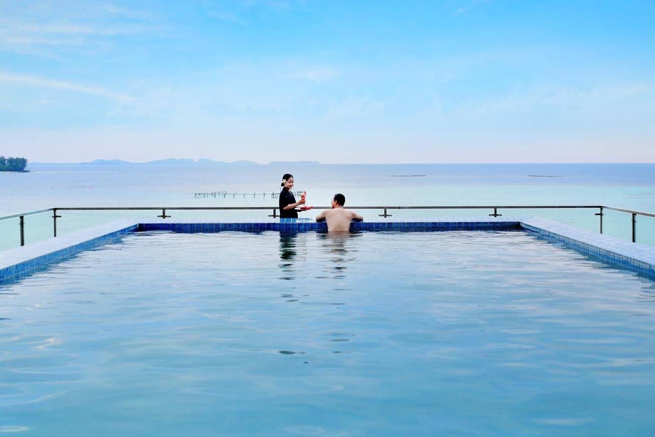 Royal Ocean Resort Karimunjawa in Central Java