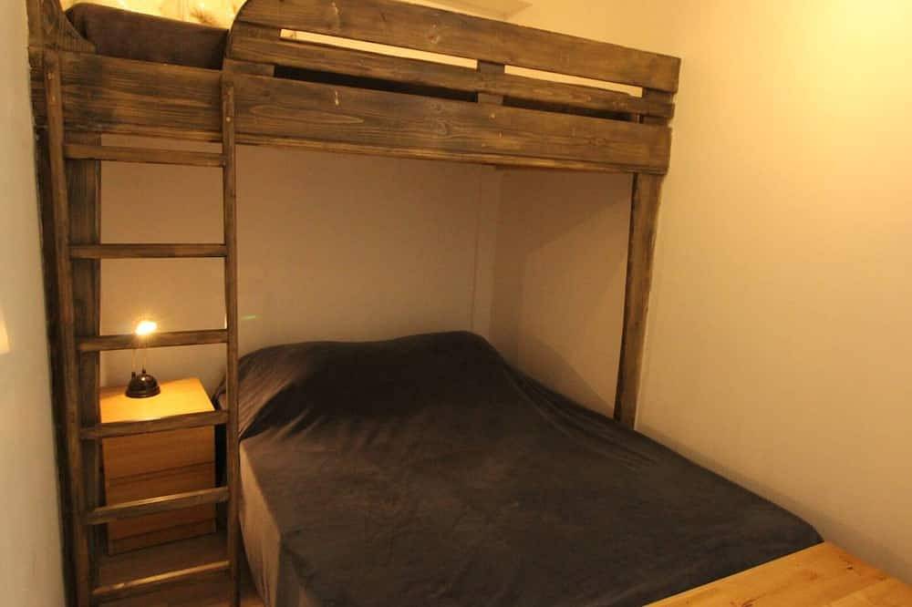Appartement entier, Studio Cabine Rdc pour 2/3 Pers avec Jardin, Parking, Ll, Lv, Wifi - Proche Thermes et Télécabine in Luchon-Superbagnères, Bagnères-de-Luchon