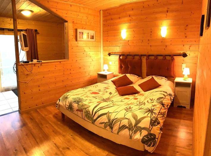 Gîte pour 4 personnes, avec Terrasse et Jacuzzi ainsi que Jardin et Piscine à Sorèze - 2