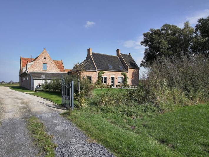 Vakantiehuis voor 24 personen, met Terras en Tuin in Diksmuide