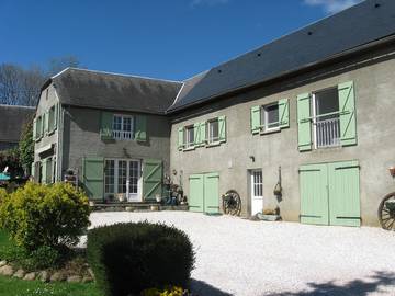 Gîte pour 5 personnes, avec jardin et terrasse à Mérilheu