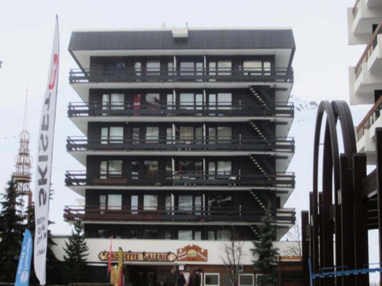 Ganze Wohnung, Angenehmes Studio · Direkter Zugang zur Skipiste · Balkon in Les Menuires, Saint-Martin-de-Belleville