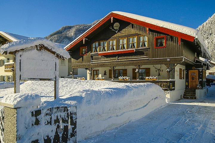 Studio entier, Studio 'Mini Apartment 3' avec vue sur la montagne, jardin partagé et Wi-Fi in Mittenwald, Alpes bavaroises