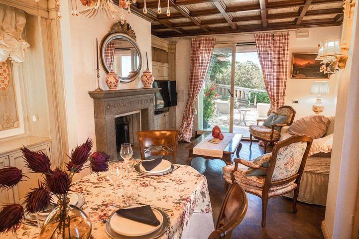 La Preziosa holiday villa & home in Passignano sul Trasimeno, Lago Trasimeno
