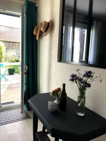Gîte pour 3 personnes, avec jardin à Plélo