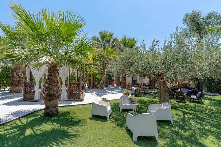 Stanza per 2 persone, con Giardino a Pachino