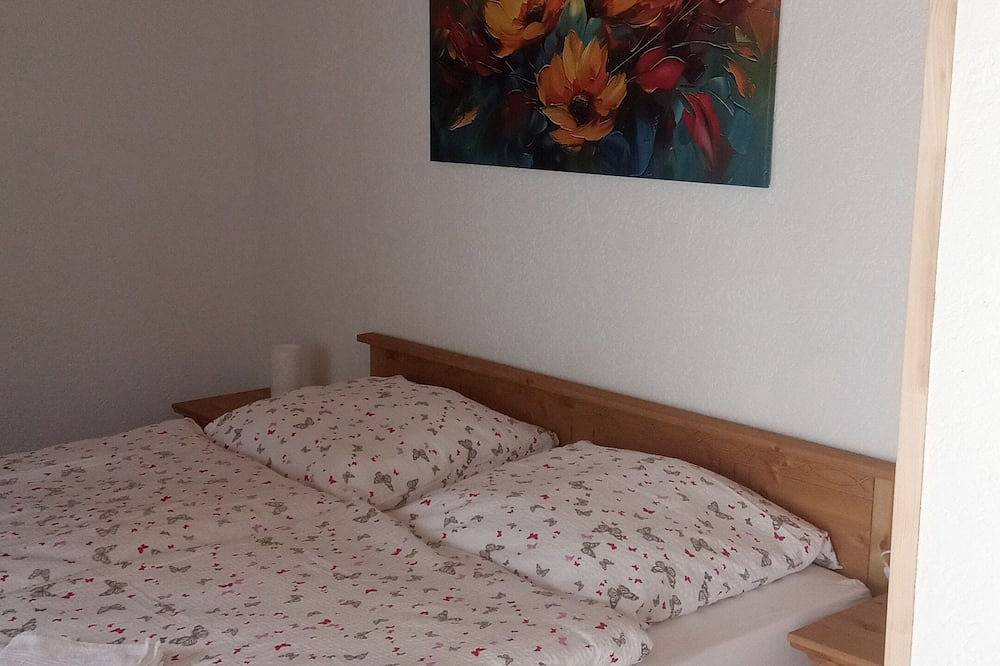 Ganze Wohnung, Neu - Modernisierte Ferienwohnung We 4 in Plötzin, Werder