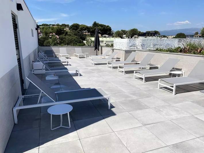 Apartahotel para 4 personas, con sauna además de terraza y piscina, Se admiten mascotas en Francia